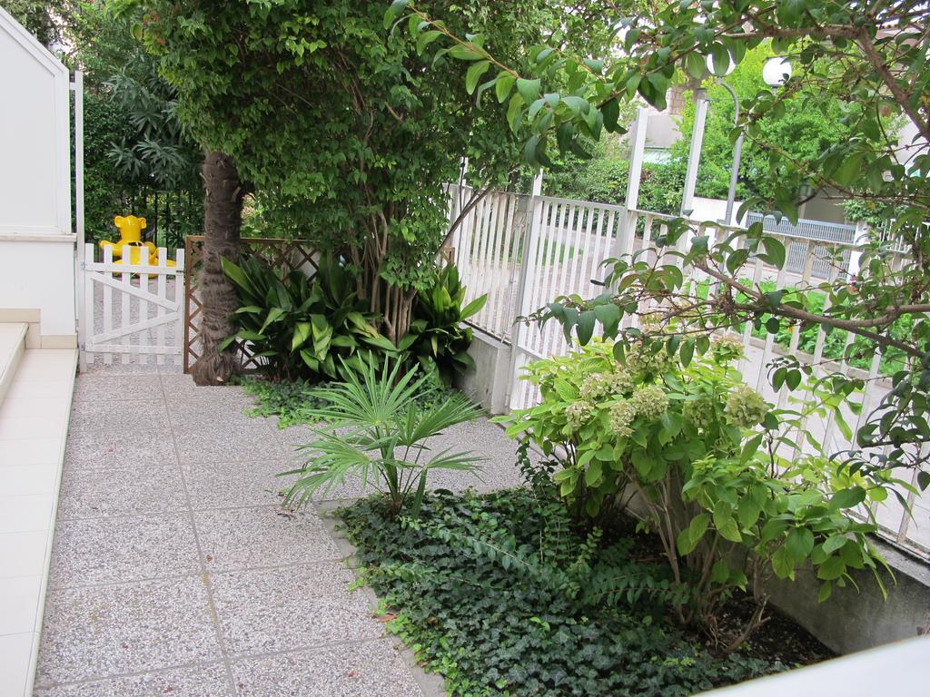 Villa Flora Grado Exterior foto